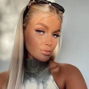 Meet your Posher, Ashleigh